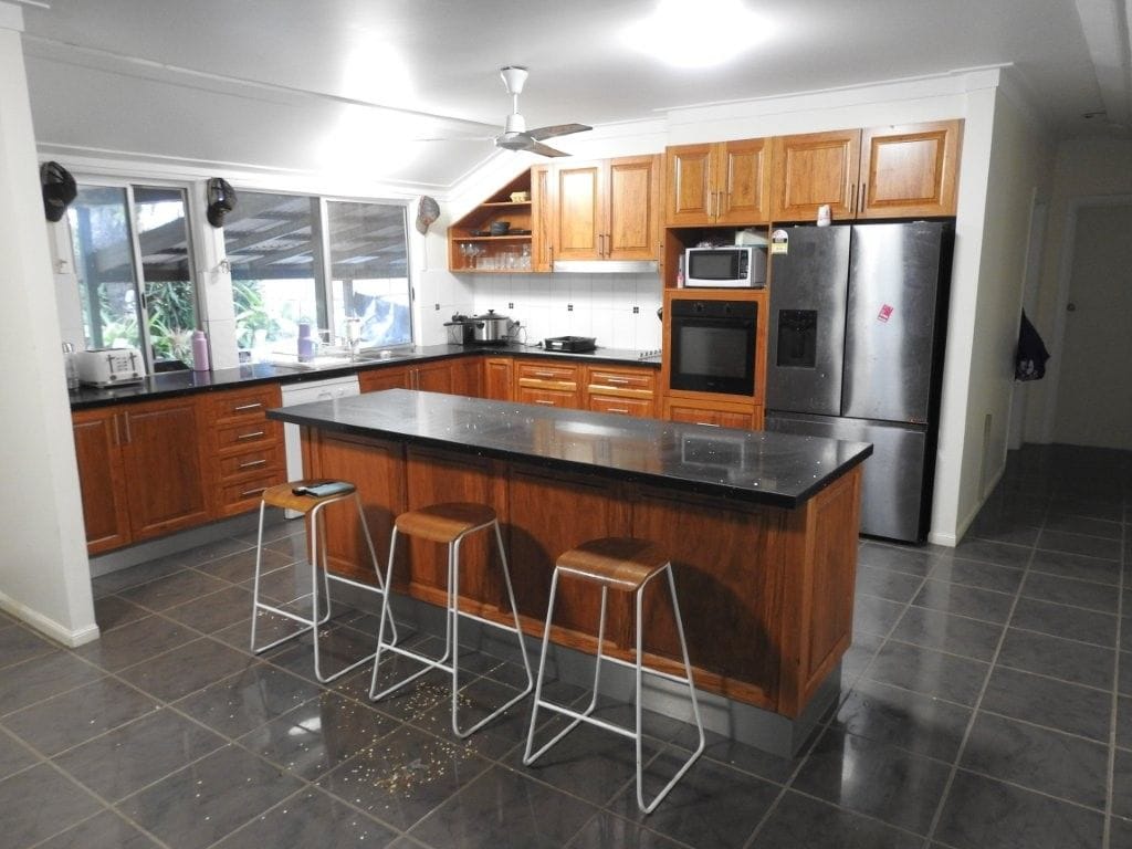 12323 Flinders Highway, Queenton