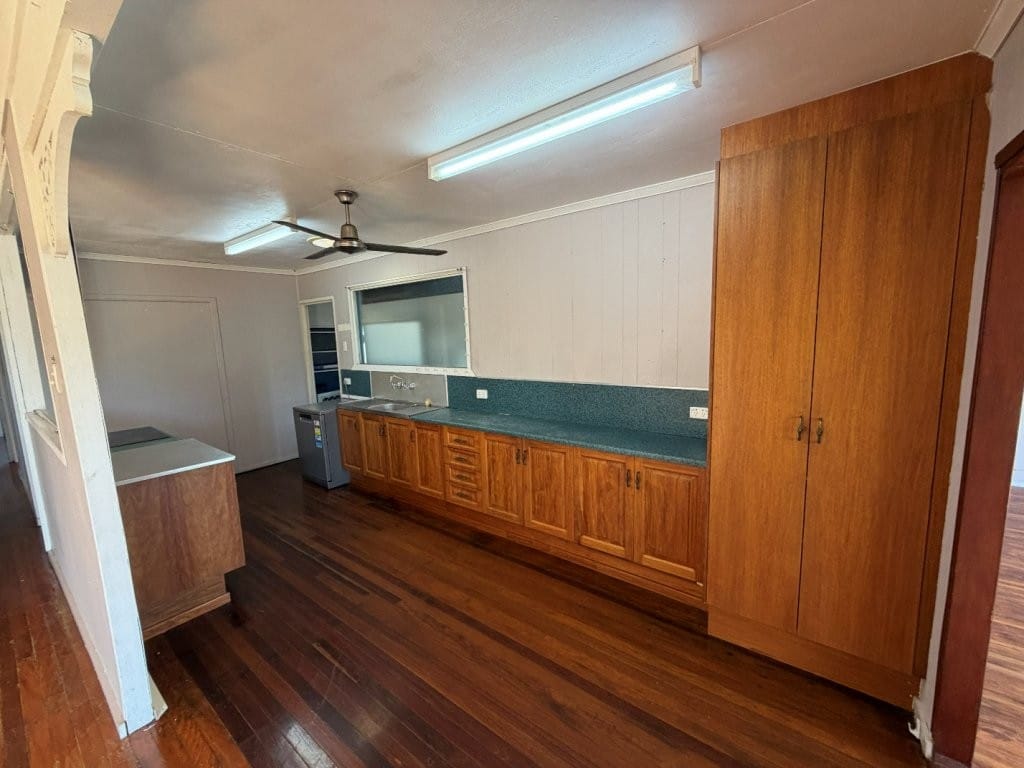 13 Dundee Street, Queenton