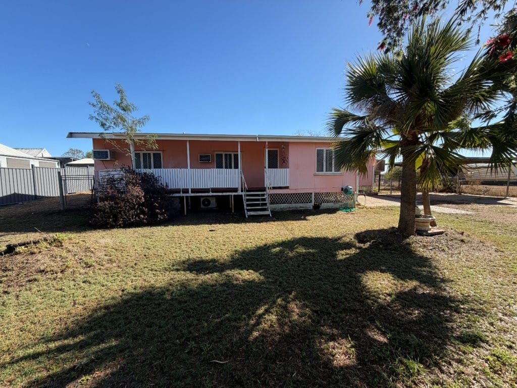 13 Dundee Street, Queenton