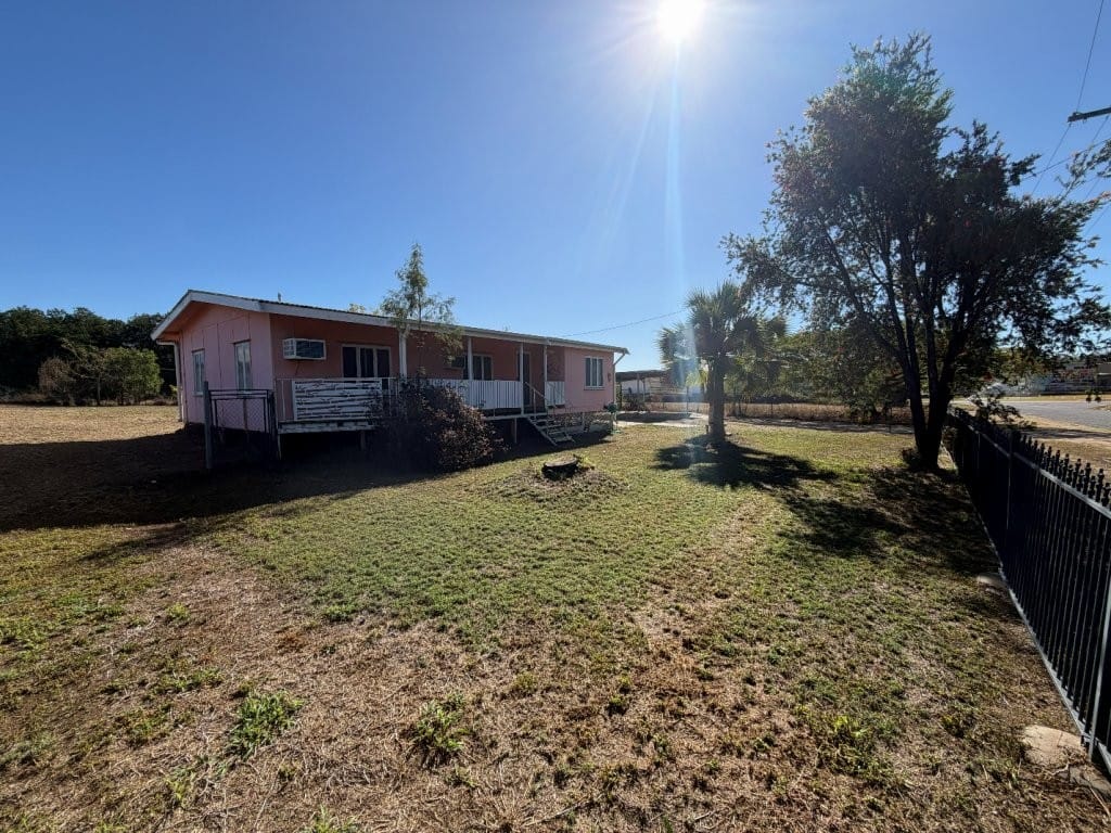 13 Dundee Street, Queenton