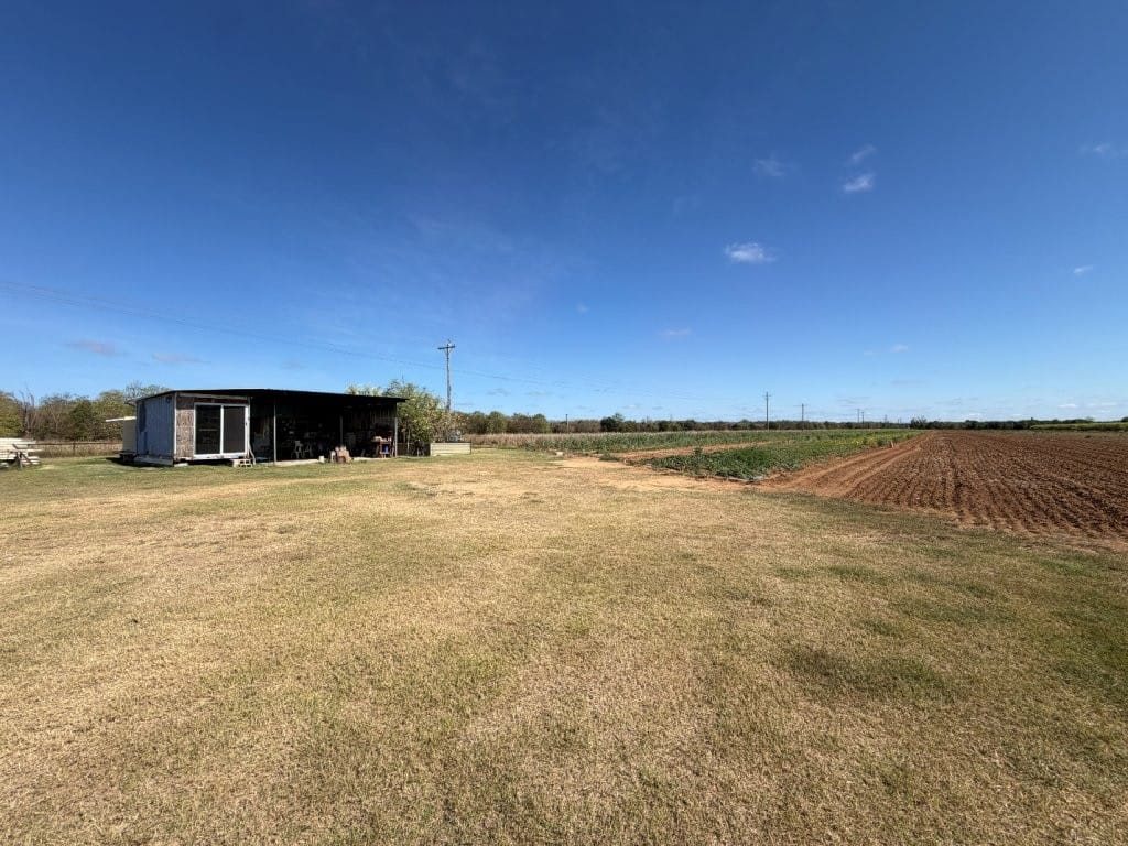 8297 Ayr-Dalbeg Road, Dalbeg