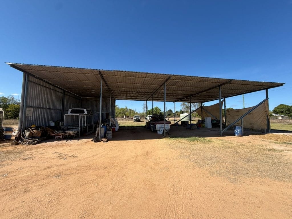 8297 Ayr-Dalbeg Road, Dalbeg