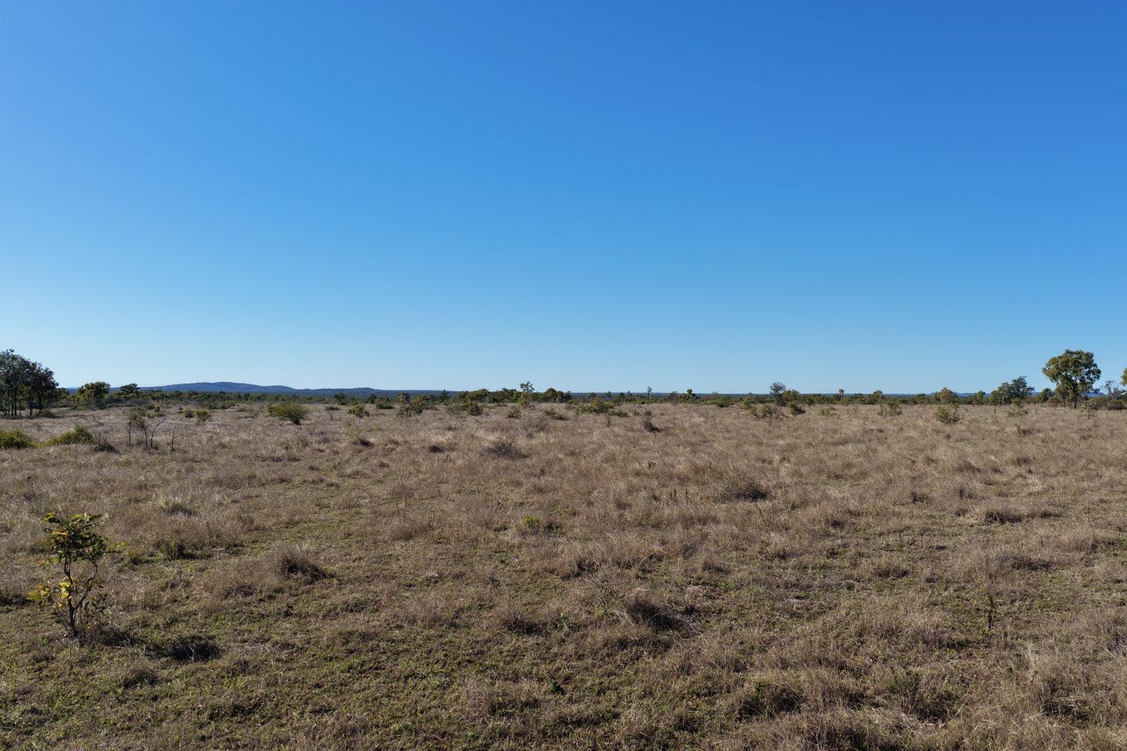 500 acres for sale Charters Towers