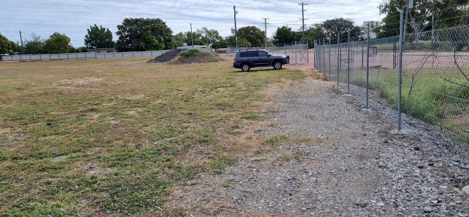 Dundee Lane, Charters Towers