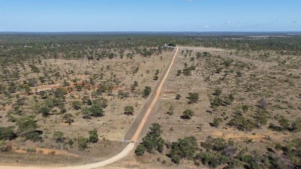 Bumbleginny, Charters Towers