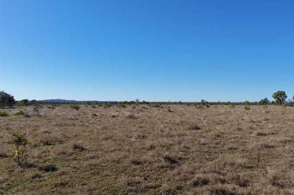 500 acres for sale Charters Towers