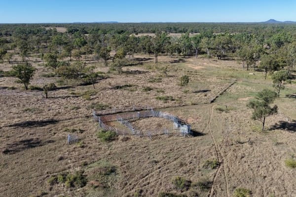500 acres for sale Charters Towers
