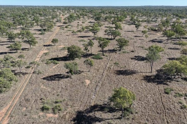500 acres for sale Charters Towers