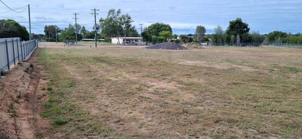 Dundee Lane, Charters Towers