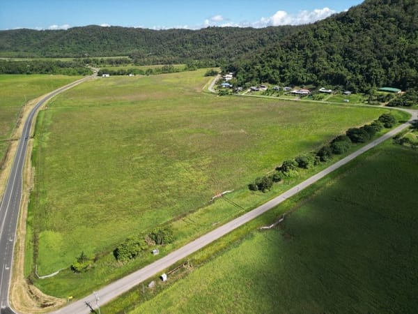 Lower Daintree Aggregation, via Mossman Nth Qld