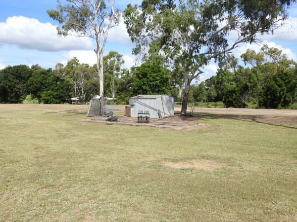 12323 Flinders Highway, Queenton