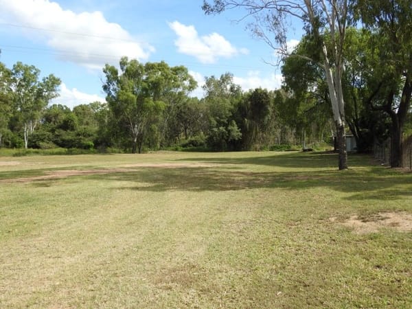 12323 Flinders Highway, Queenton