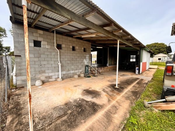 22 Rainbow Road, Charters Towers