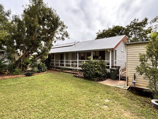 240 Old Dalrymple Road, Breddan