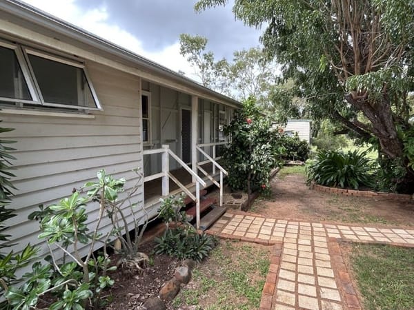 240 Old Dalrymple Road, Breddan