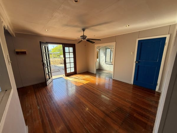 13 Dundee Street, Queenton