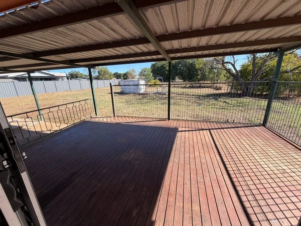 13 Dundee Street, Queenton