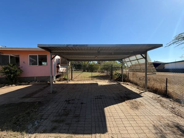 13 Dundee Street, Queenton
