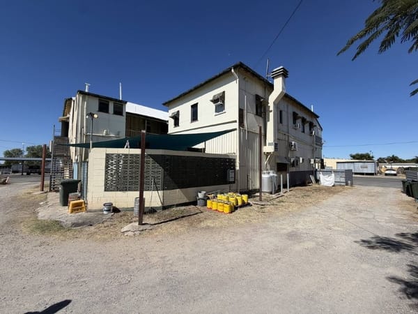 Federal Palace Hotel, Richmond QLD