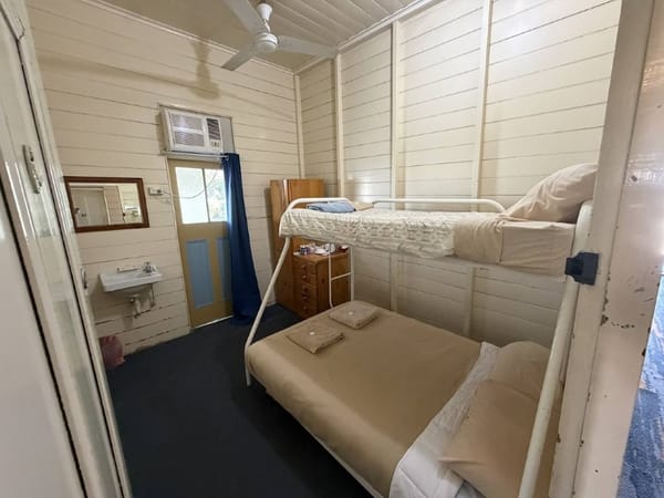 Federal Palace Hotel, Richmond QLD