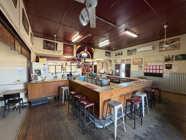 Federal Palace Hotel, Richmond QLD