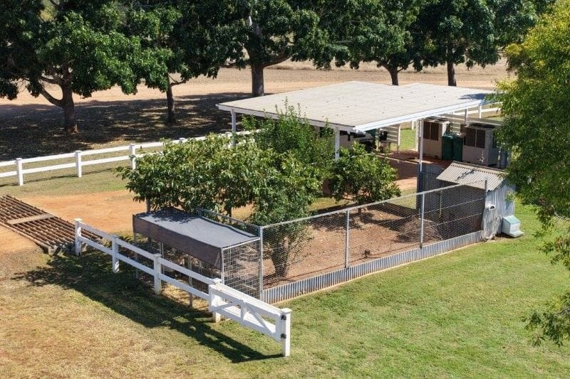 Bumbleginny, Charters Towers