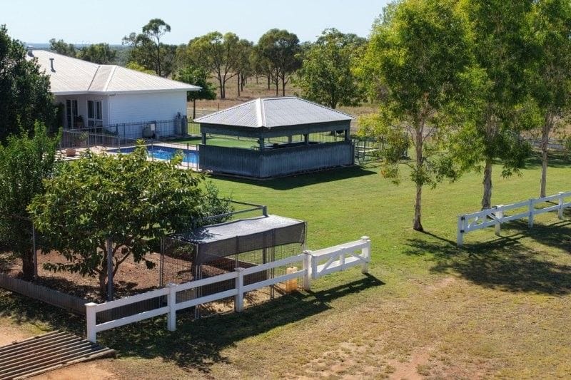 Bumbleginny, Charters Towers