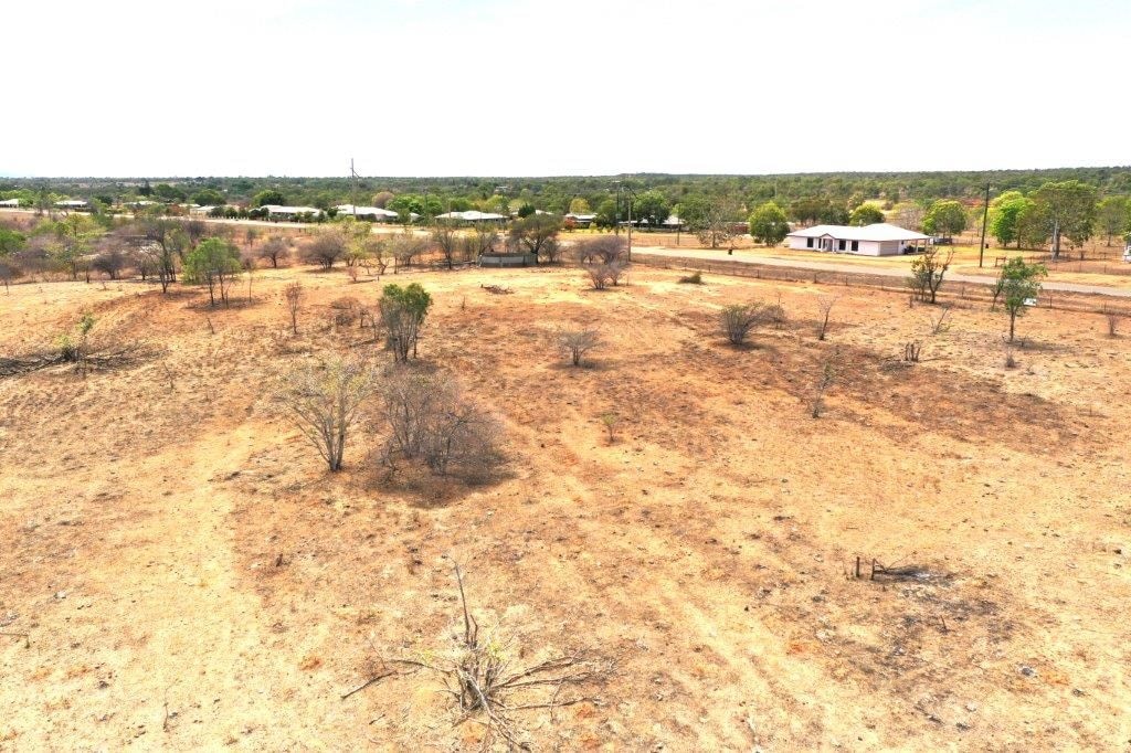 56 Bluff Road, Charters Towers