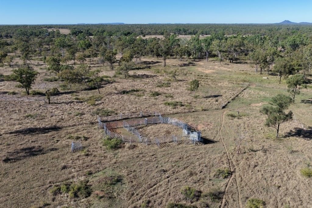 500 acres for sale Charters Towers