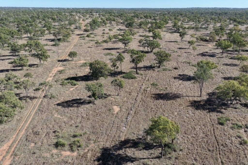 500 acres for sale Charters Towers