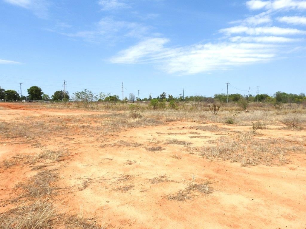56 Bluff Road, Charters Towers