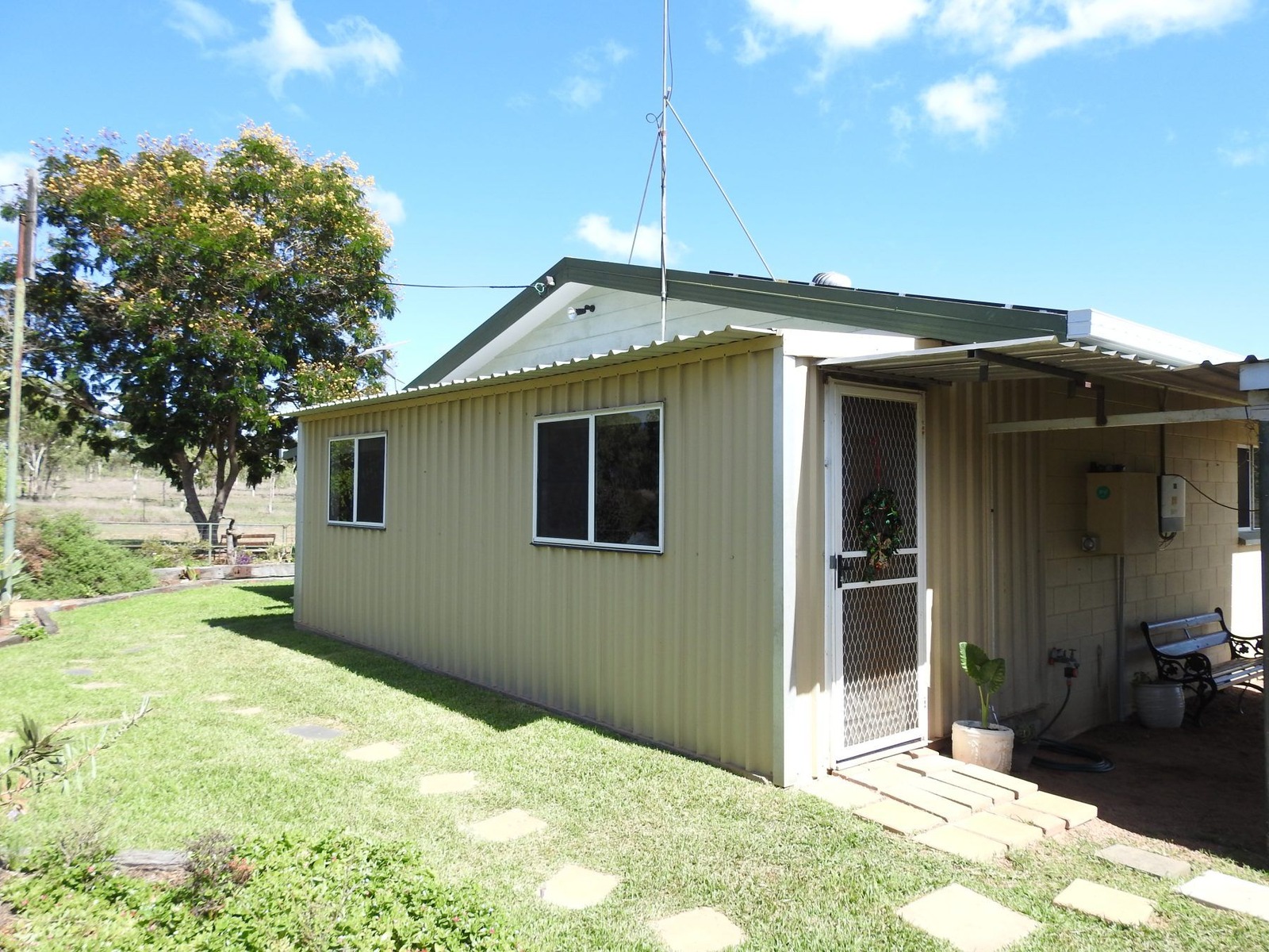 27 Beechcraft Court, Breddan