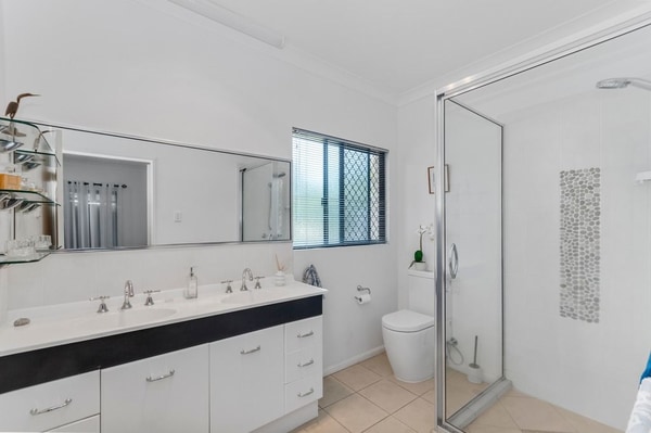 190 Old Dalrymple Road, Breddan