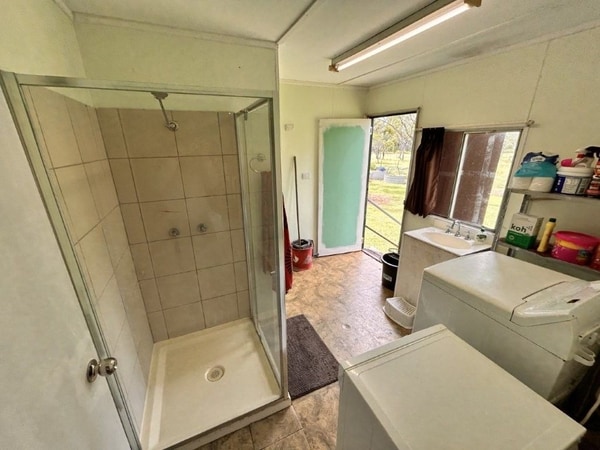 240 Old Dalrymple Road, Breddan